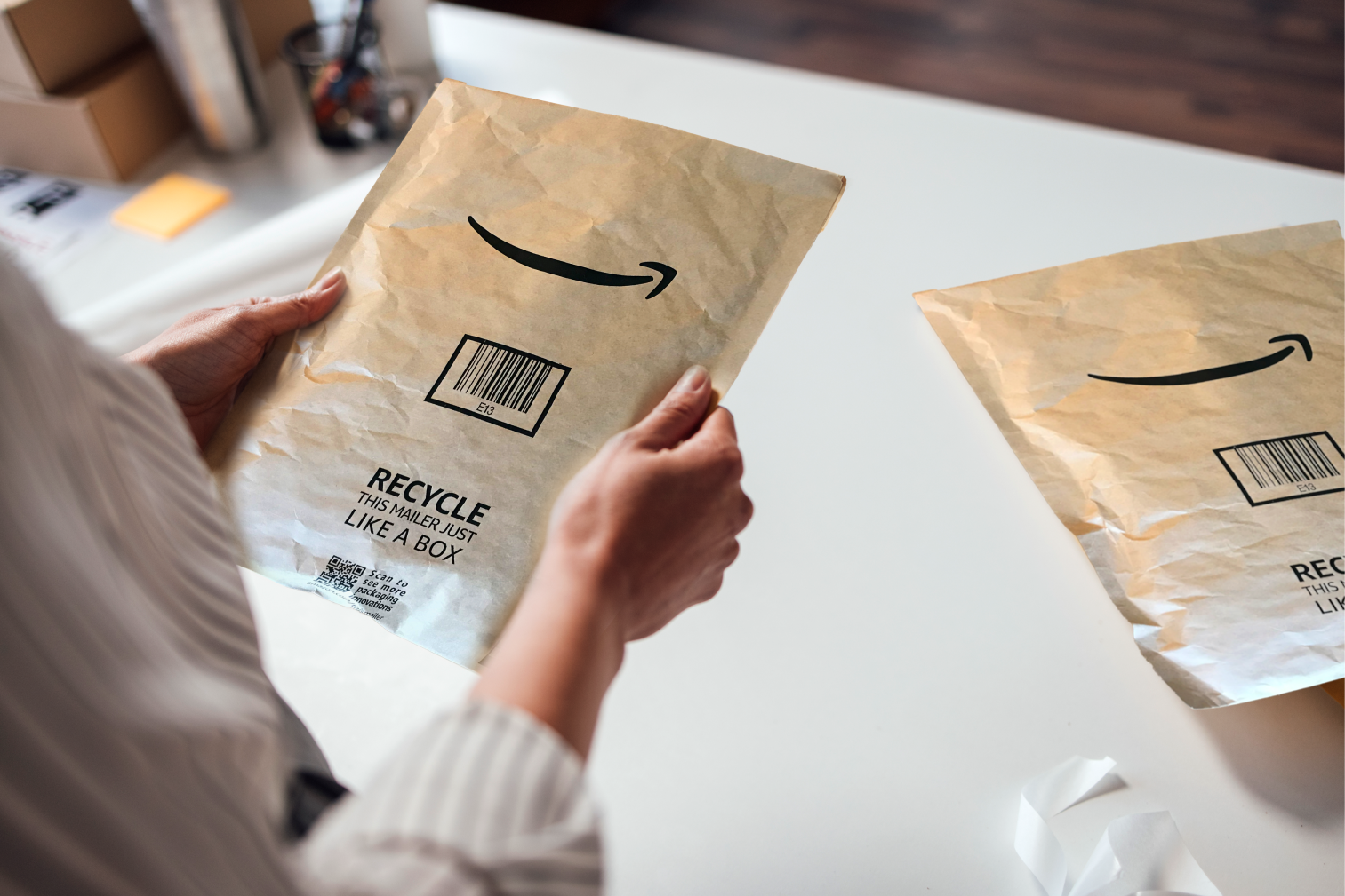 Holding Mailer